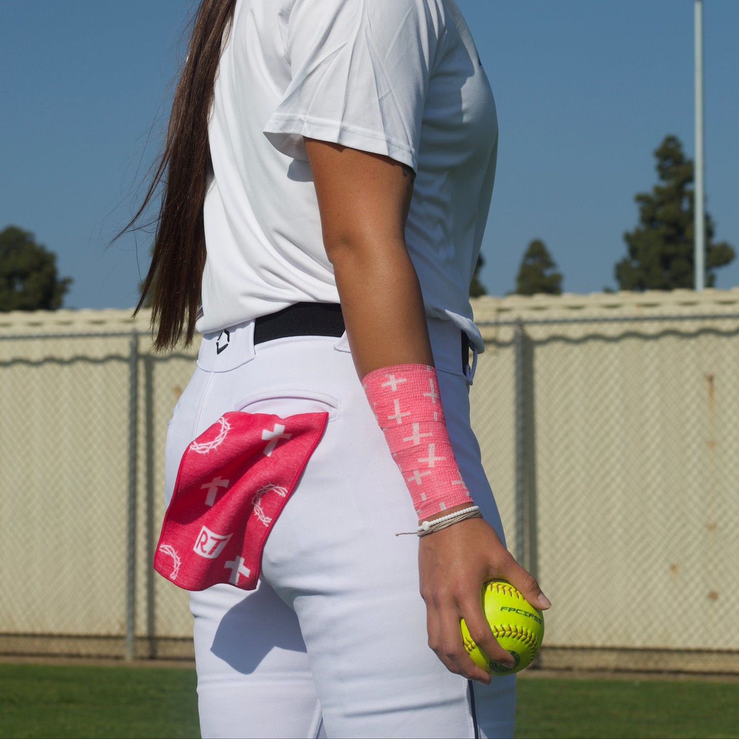 Pink: Crown of Thorns/Cross