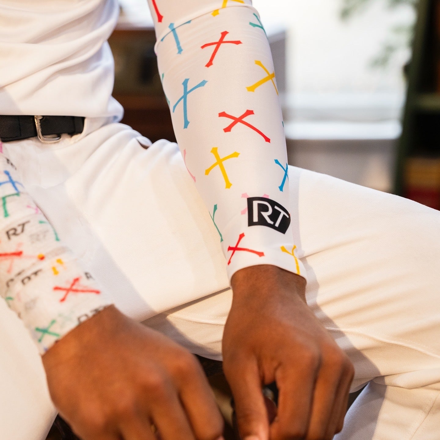 Chrome Cross Arm Sleeve – Raw Tapez